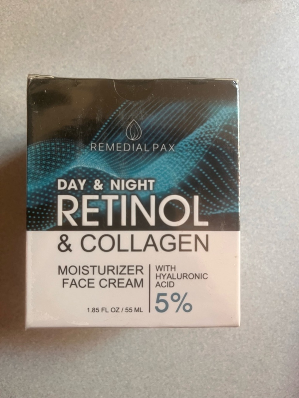 Day & Night Retinol & Collagen Moisturizer - Blue/White